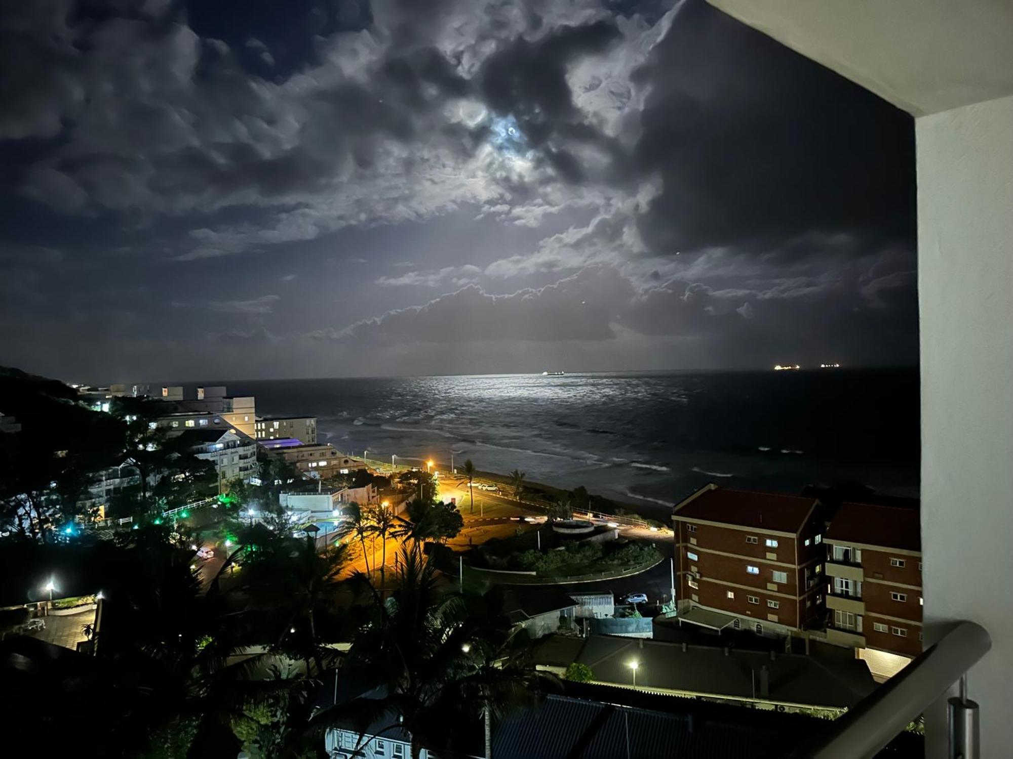 Umdloti Holiday Resort Apartment 514 - Amazing Breaker & Ocean Views ภายนอก รูปภาพ